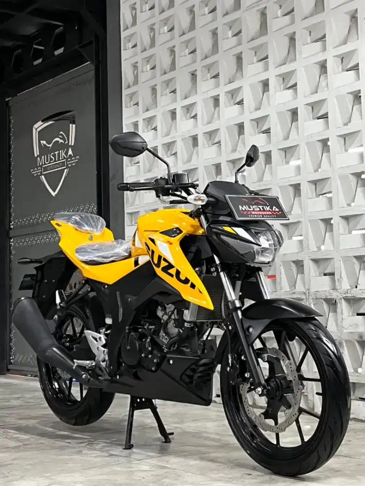 Km 8rb asli‼️Suzuki GSX S 150 2022. DANNY Mustika Motor Sulfat