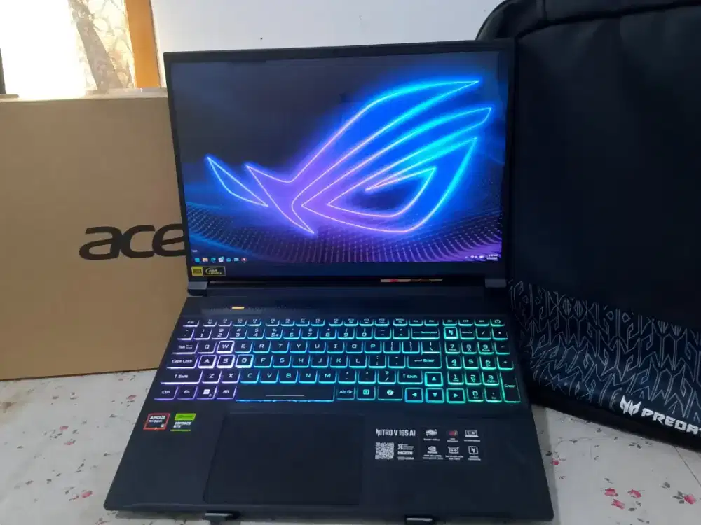 ACER RTX 5050 8GB V16S AI LIKE NEW