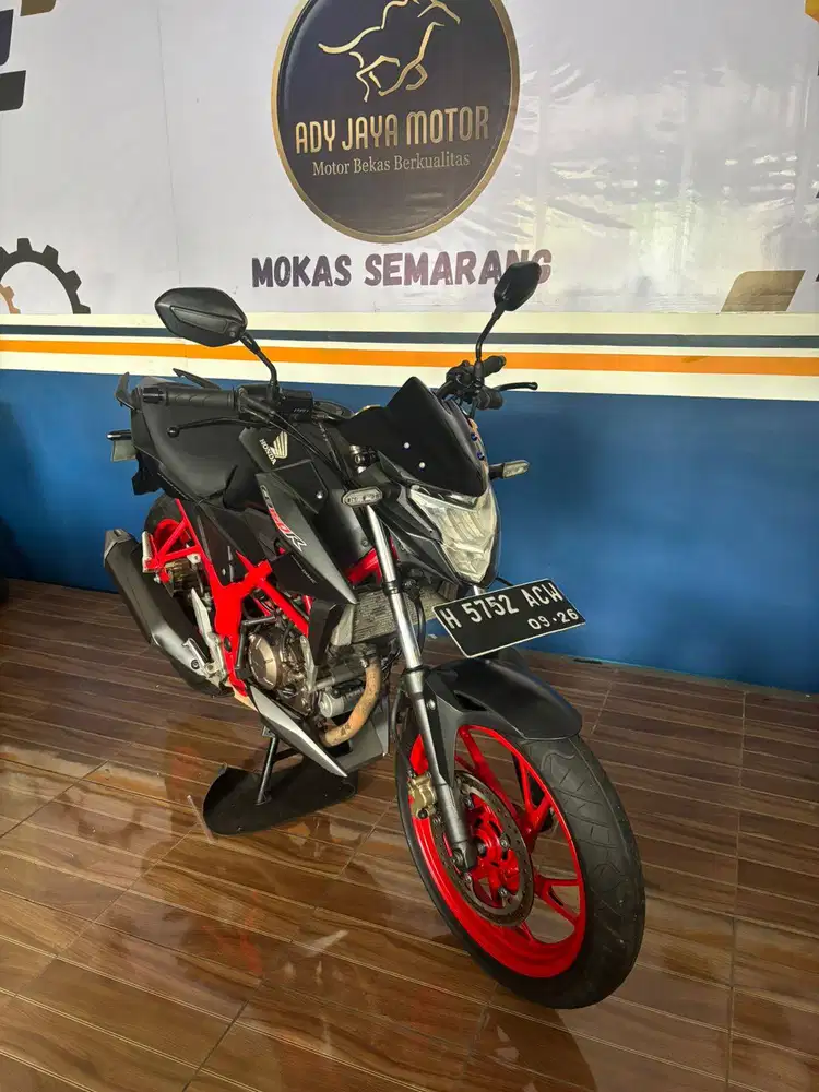 Honda CB 150R 2016