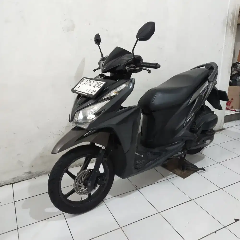 Honda Vario KZR 2014 Lengkap Bagus