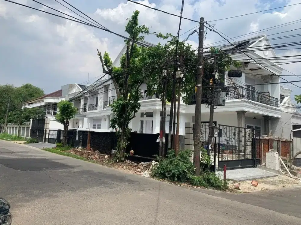 Rumah Baru 2 Lantai Siap Huni di Komplek Megapolitan Cinere Estate, Depok