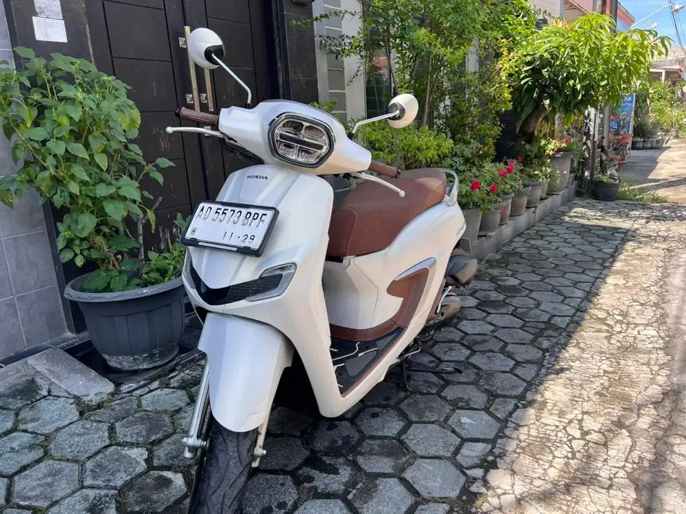 Jual Cepat Stylo ABS 160cc PUTIH DOFF
