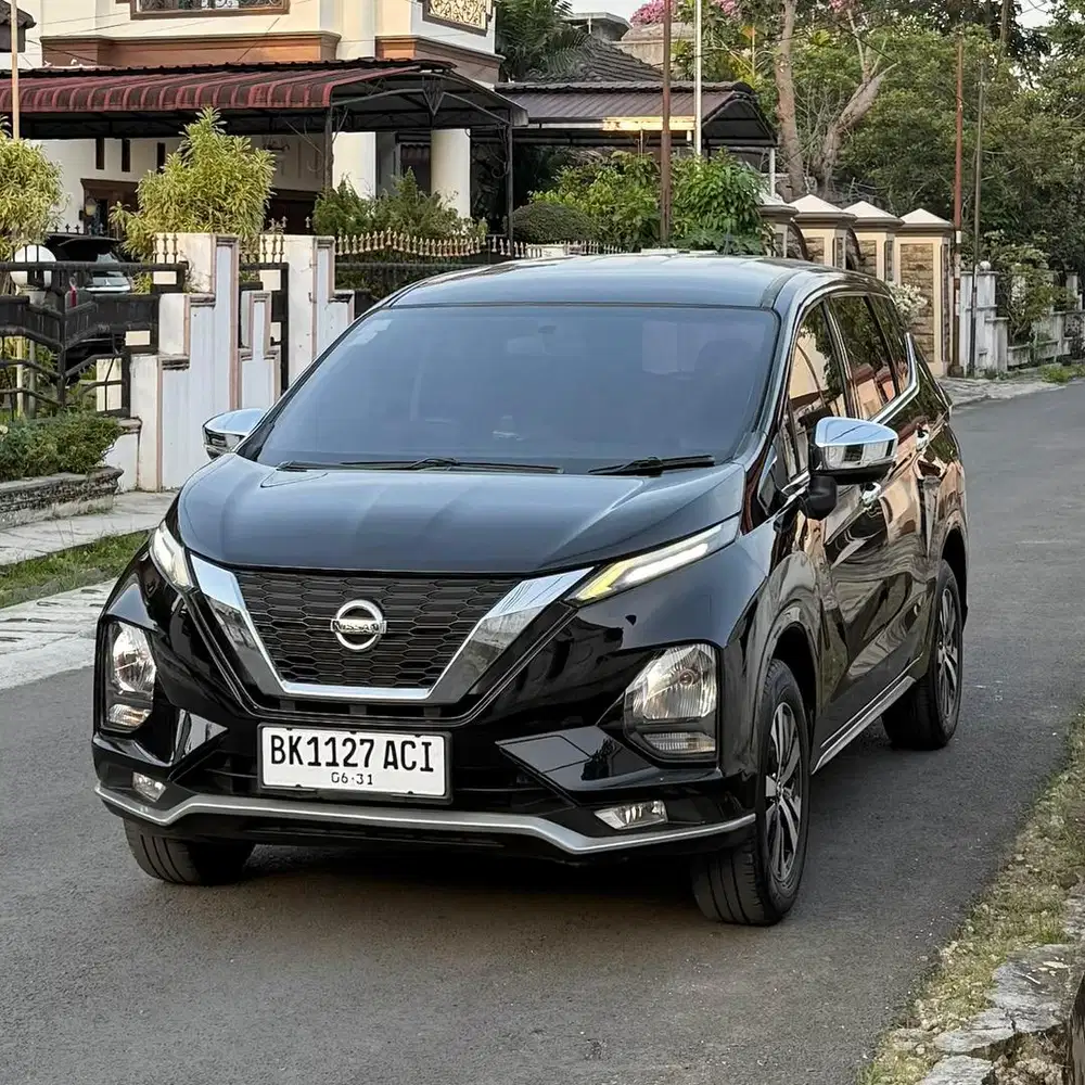 Nissan Livina VL 1.5 Matic 2020