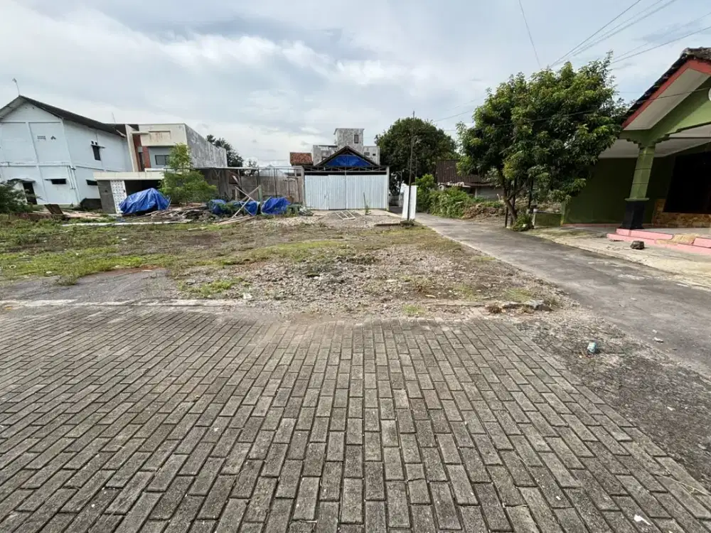 Tanah AJB 5 Menit Stasiun Brambanan di Prambanan