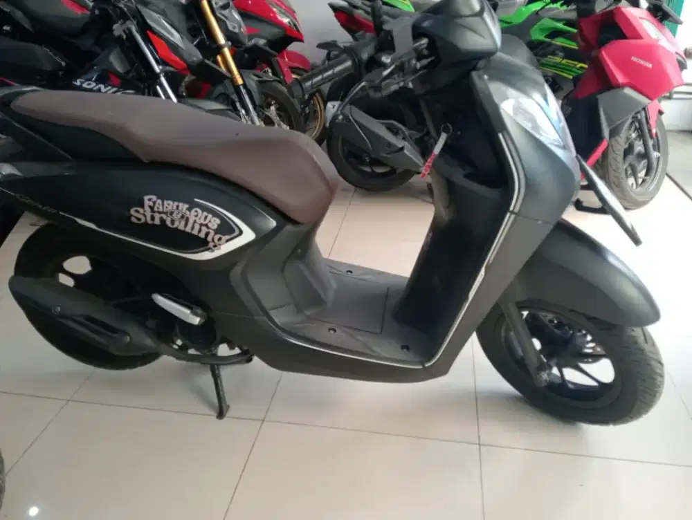 Dijual Cash Kredit Honda Genio ISS Tahun 2023