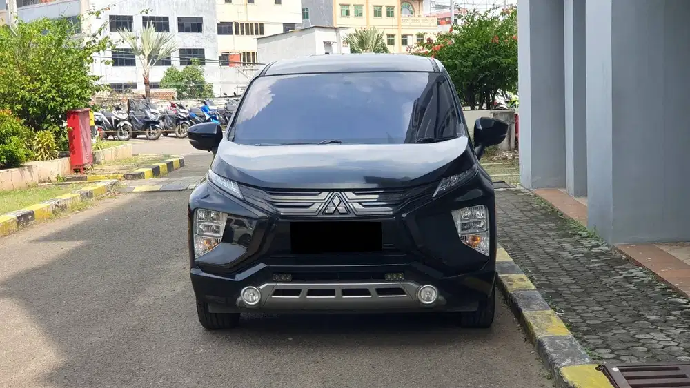 Mitsubishi Xpander Sport 1.5 AT Hitam 2021 Banyak Bonus Upgrade Mahal