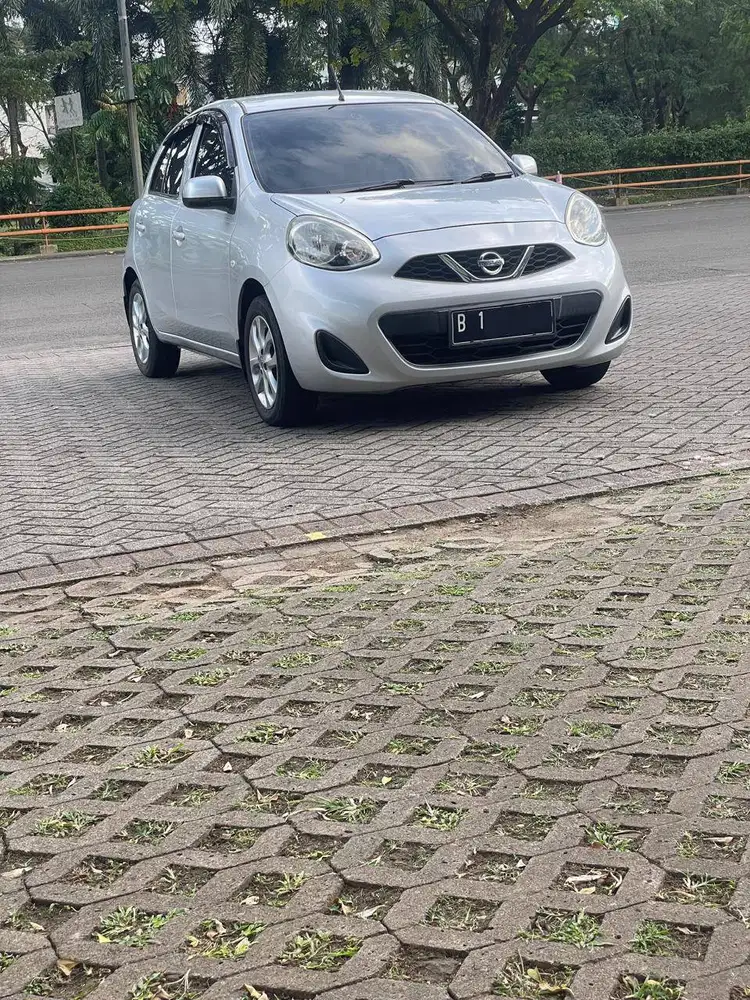 Nissan March 2013 Facelift 1.2 AT