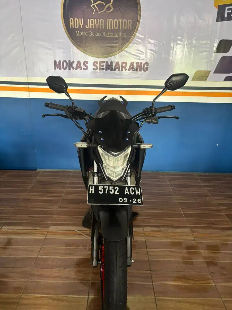 Honda CB 150R 2016