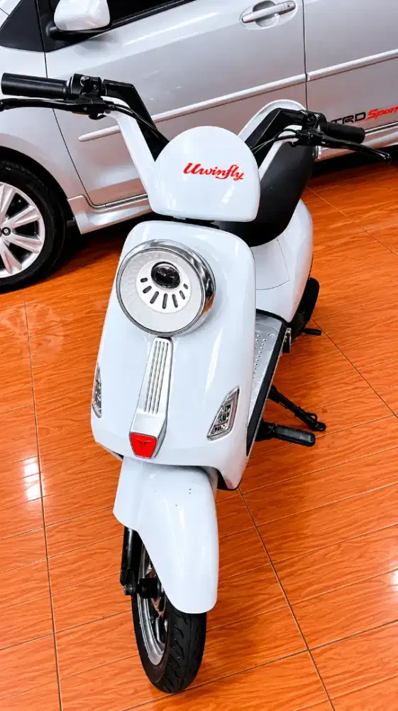 Sepeda listrik bekas uwinfly