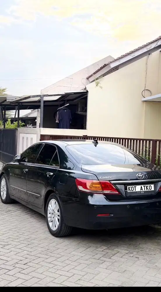 Camry 2009 tipe v facelift hitam