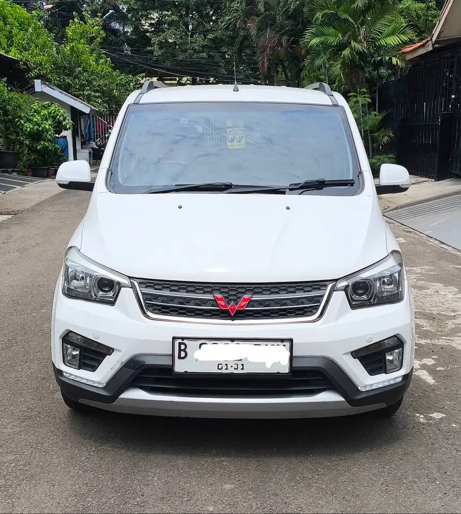 Wuling confero S lux act putih tahun 2020