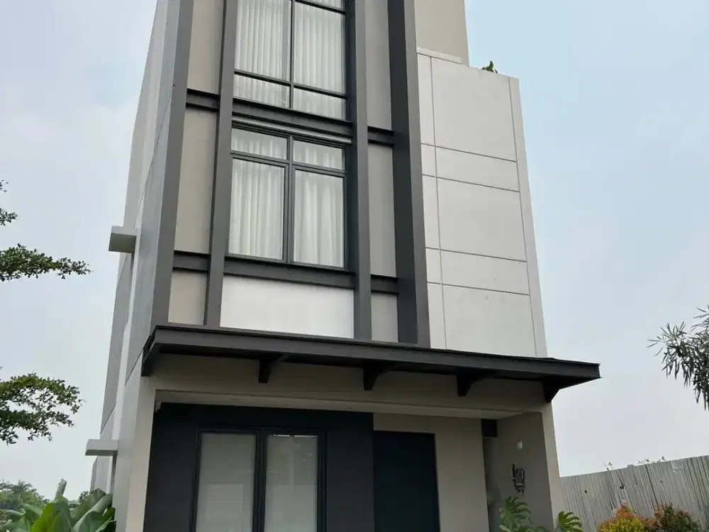 RUKO 1 M-AN DI BSD BY SINARMAS LAND!