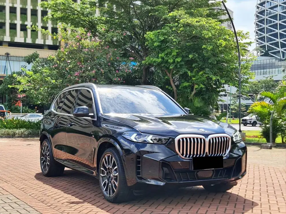 All New BMW X5 xDrive40i G05 M Sport LCi LIKE NEW LIKE U