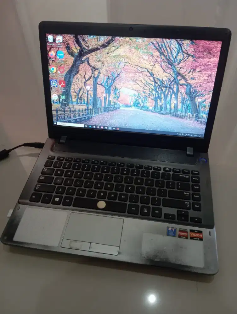Laptop Samsung NP355V4X