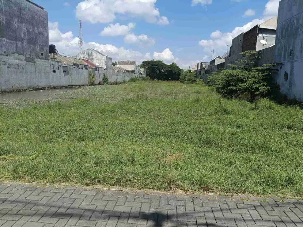 Jual sawah zona kuning di tengah perumahan solo baru cocok untuk perumahan