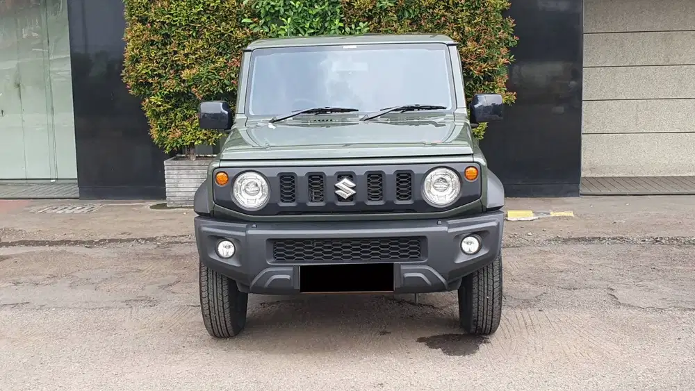 Suzuki Jimny 1.5 3 Door 4x4 AT Hijau 2024 NIK 2023 Like New Low KM