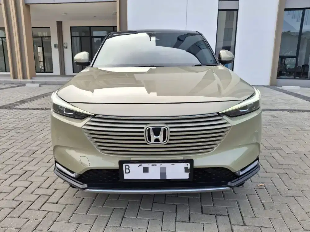 Honda HR-V E CVT 2023 Kondisi Istimewa