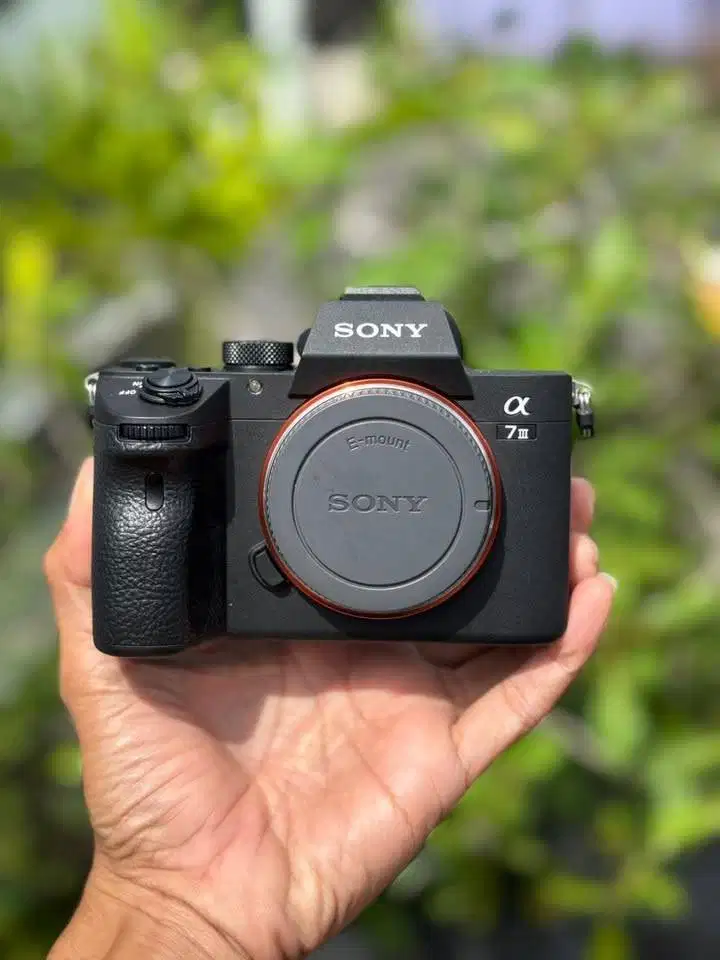 Sony A7iii Body Only Fullset SC 6K Like New