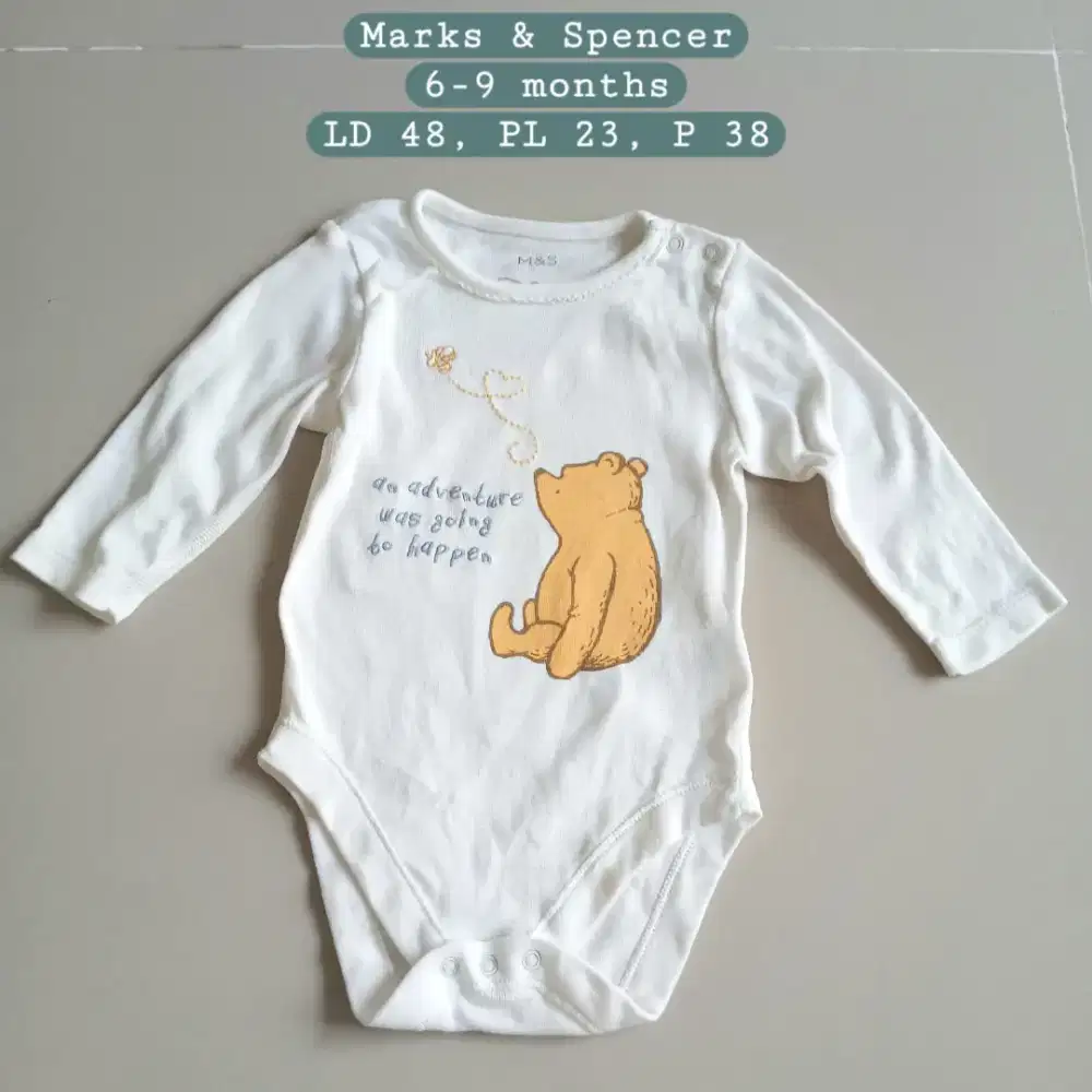 Baju bayi bodysuit lengan pendek M&S 6-9 months, preloved