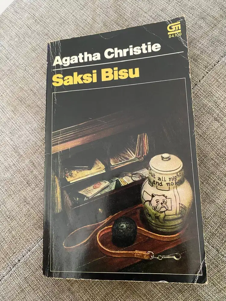 NOVEL AGATHA CHRISTIE - SAKSI BISU – GRAMEDIA – PRELOVED