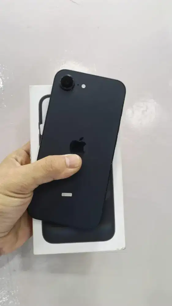 iPhone 16 E 128gb iBox