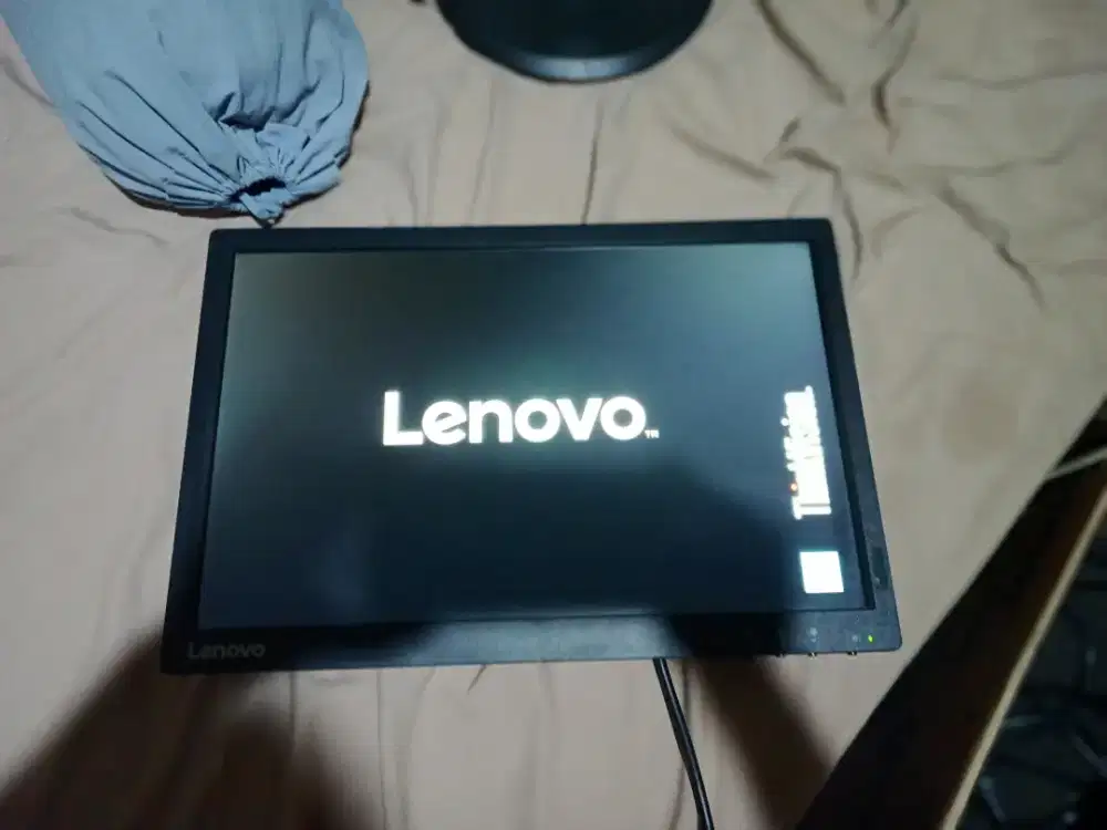 Monitor 20 lenovo