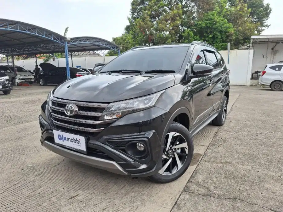 DP MURAH - Toyota Rush 1.5 GR Sport Bensin-AT 2022 Hitam