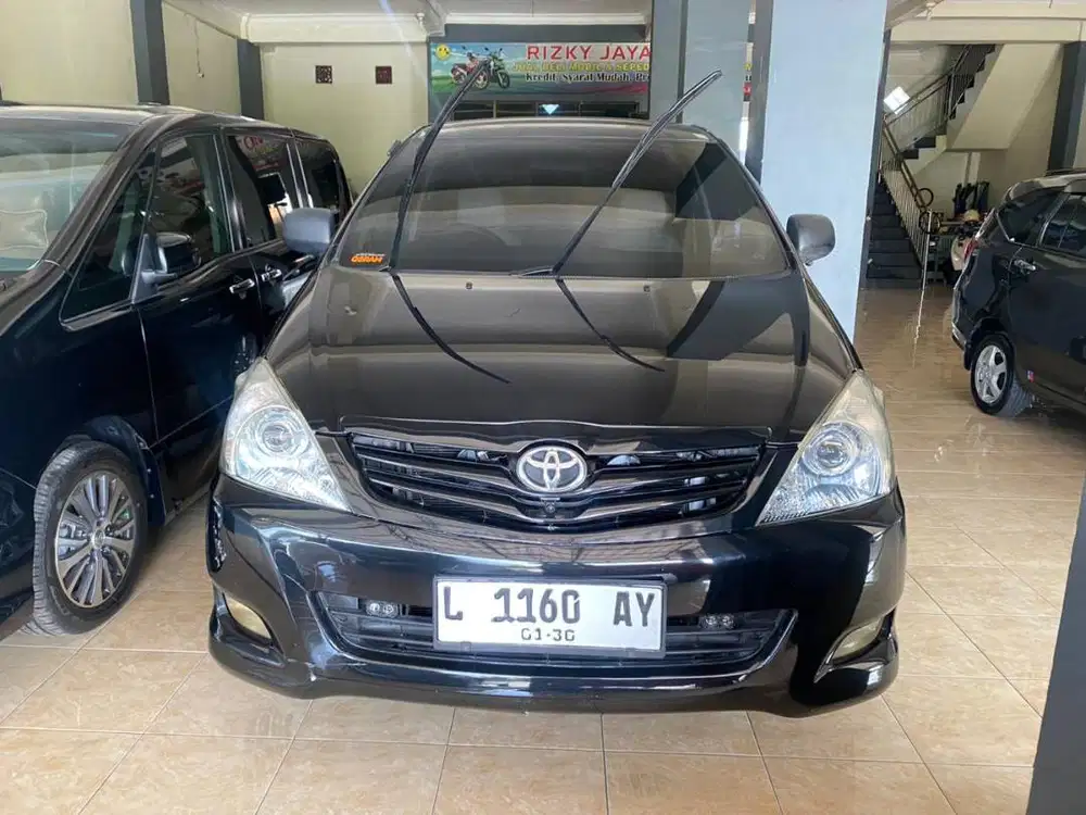 Toyota Kijang Innova 2.0 J 2011 nopi bisa tukar tambah sekoto badas