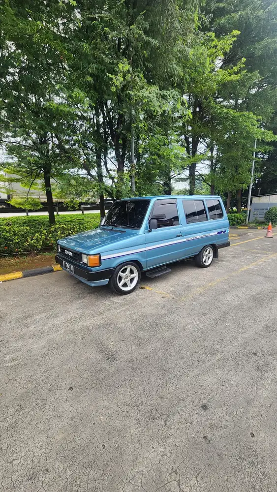 Toyota Kijang 1987 Bensin