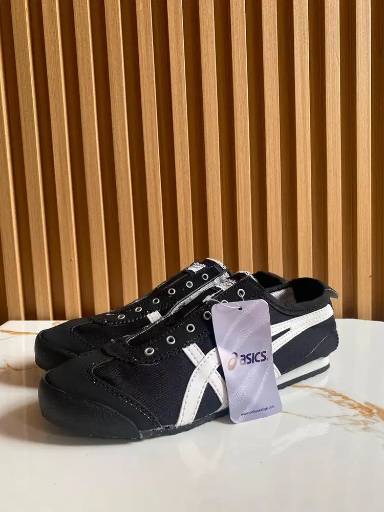 Onitsuka Slip On Pria dan Wanita