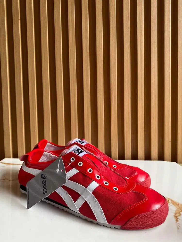 Onitsuka Slip On Pria dan Wanita
