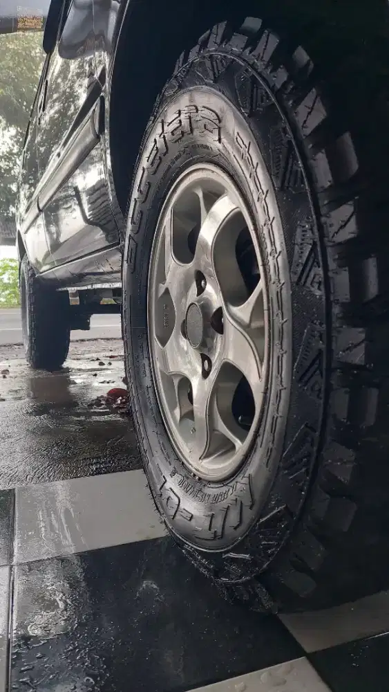 Toyota Kijang 2004 Bensin Ganteng Habis