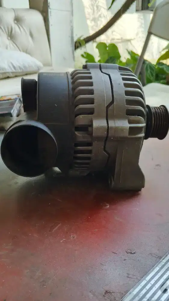 Jual alternator BMW Bosch original copotan.