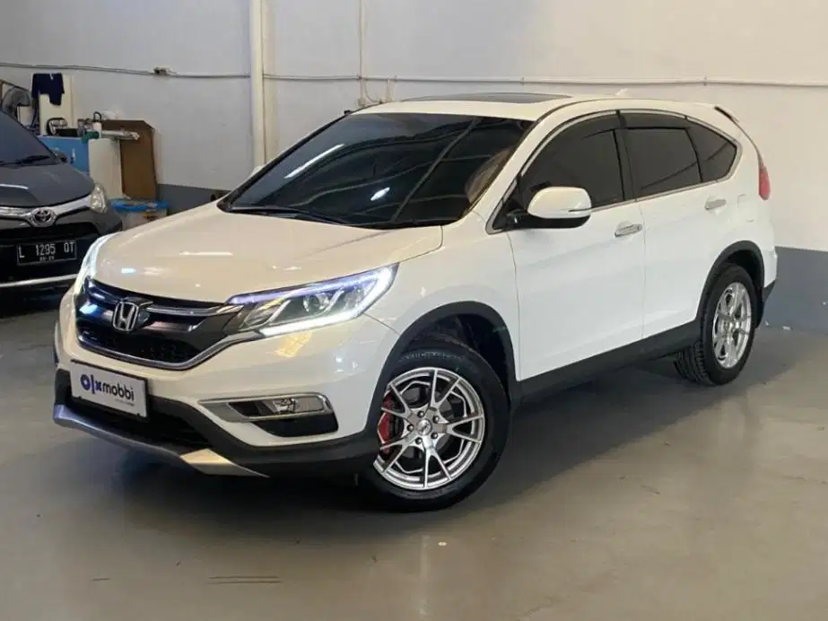 Honda CRV 2.4 RS Bensin-AT 2015 Putih LLE