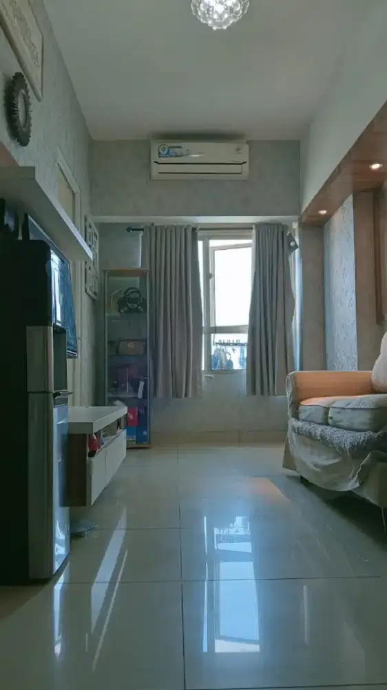 Sewa + Jual Unit 2 BR
Apartemen Springlake Summarecon Bekasi