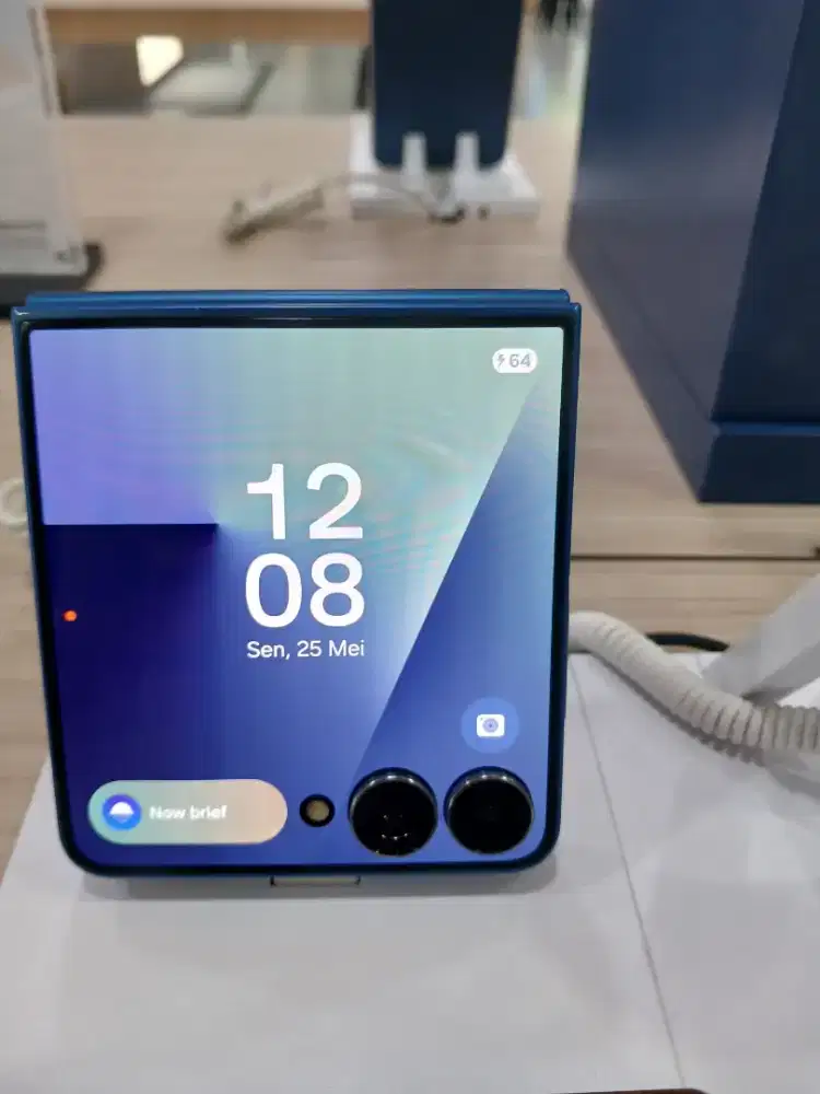SAMSUNG GALAXY Z FLIP 7