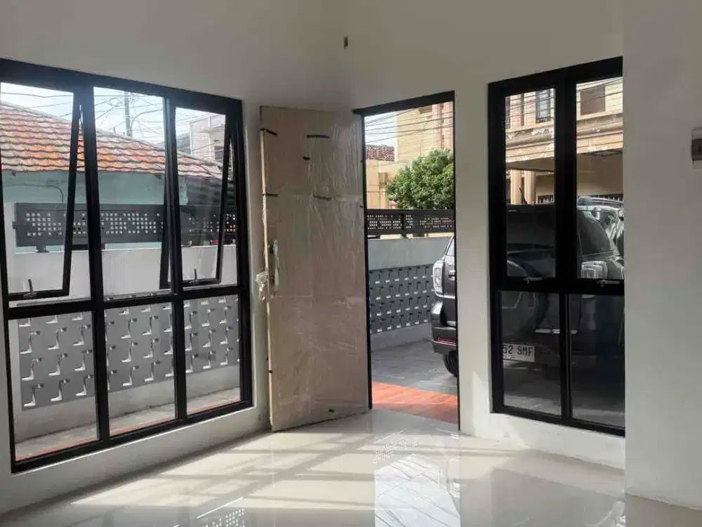 Rumah Baru di Jual/Sewa di Kelapa Dua Wetan Ciracas. Rapi dan Siap Huni Akses Mobil