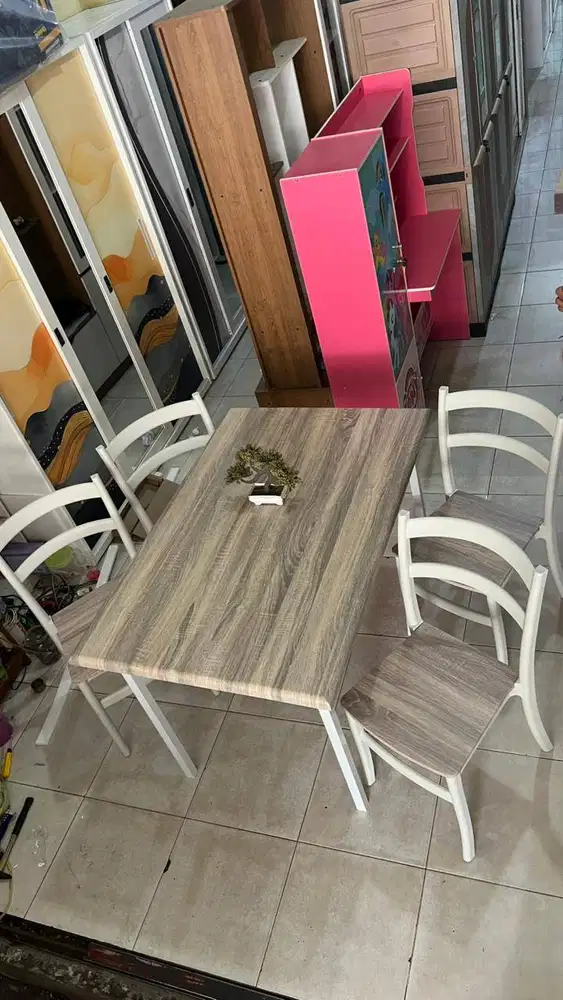 Meja Makan Olympic Kursi 4