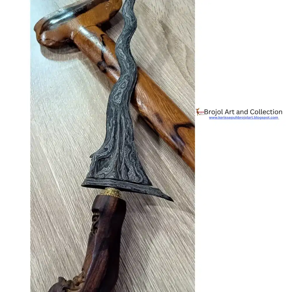 Keris Sepuh Sabuk Inten Pamor Pedaringan Kebak Warangka kayu Kendit