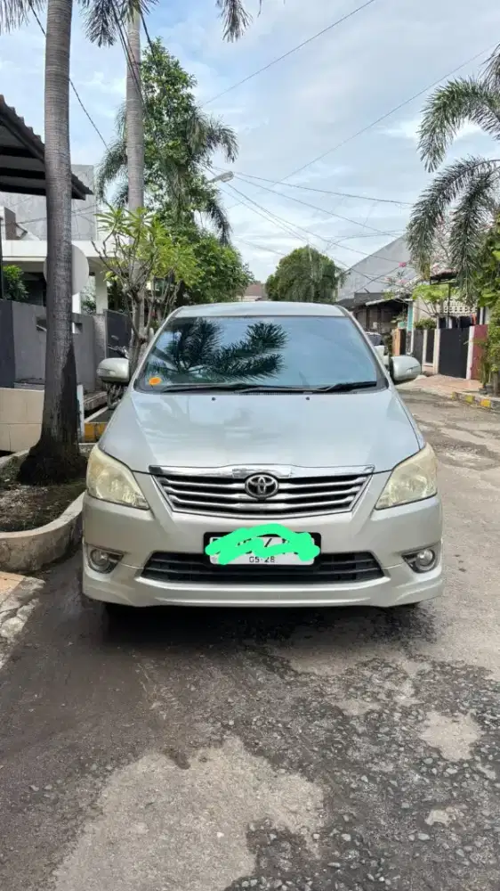 Di jual cepat mobil innova