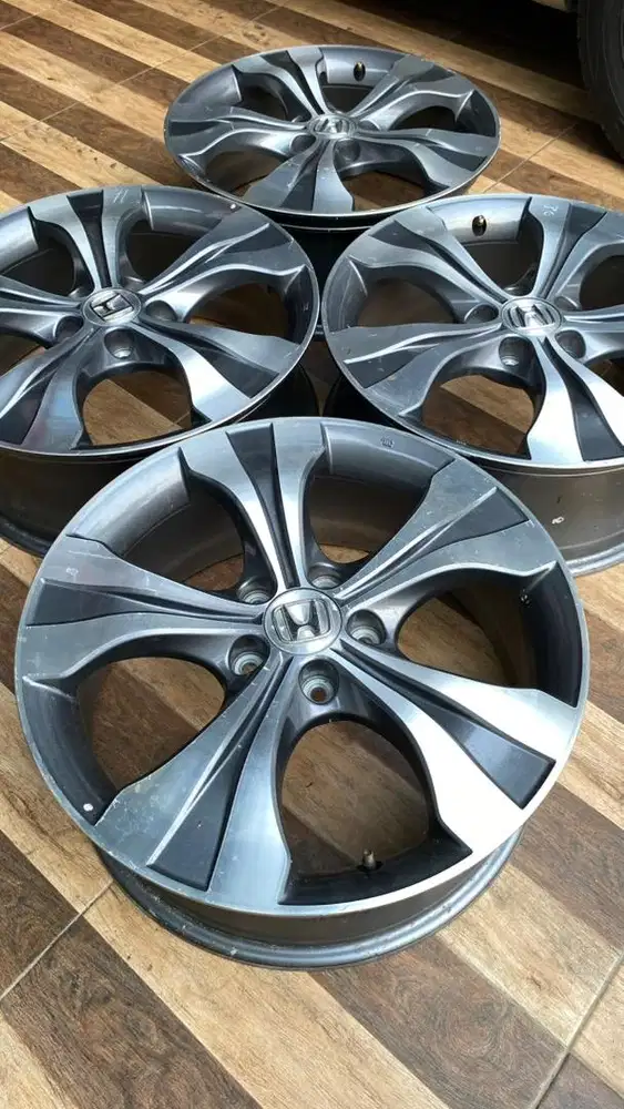 Velg Crv Prestige R18 Accord Hrv Brv Zenix terios Juke xtrail