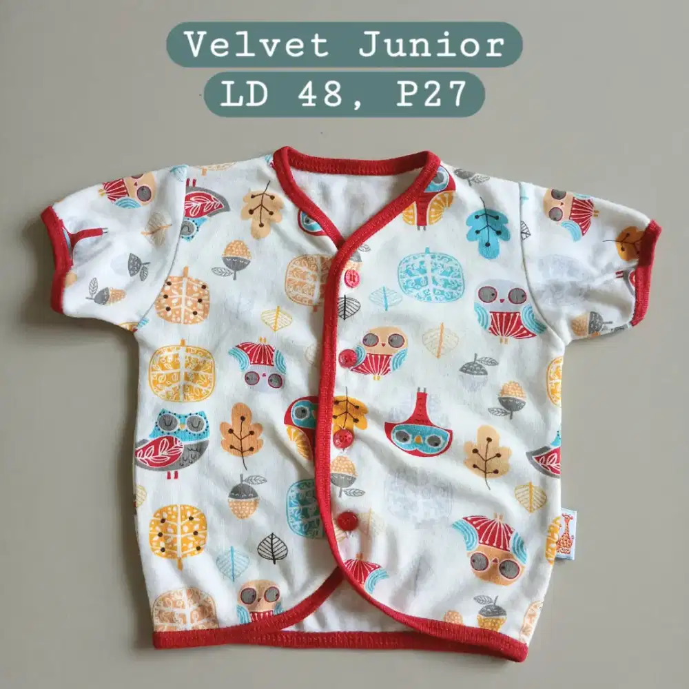 Baju bayi Velvet Junior setelan 0-3 bulan, preloved