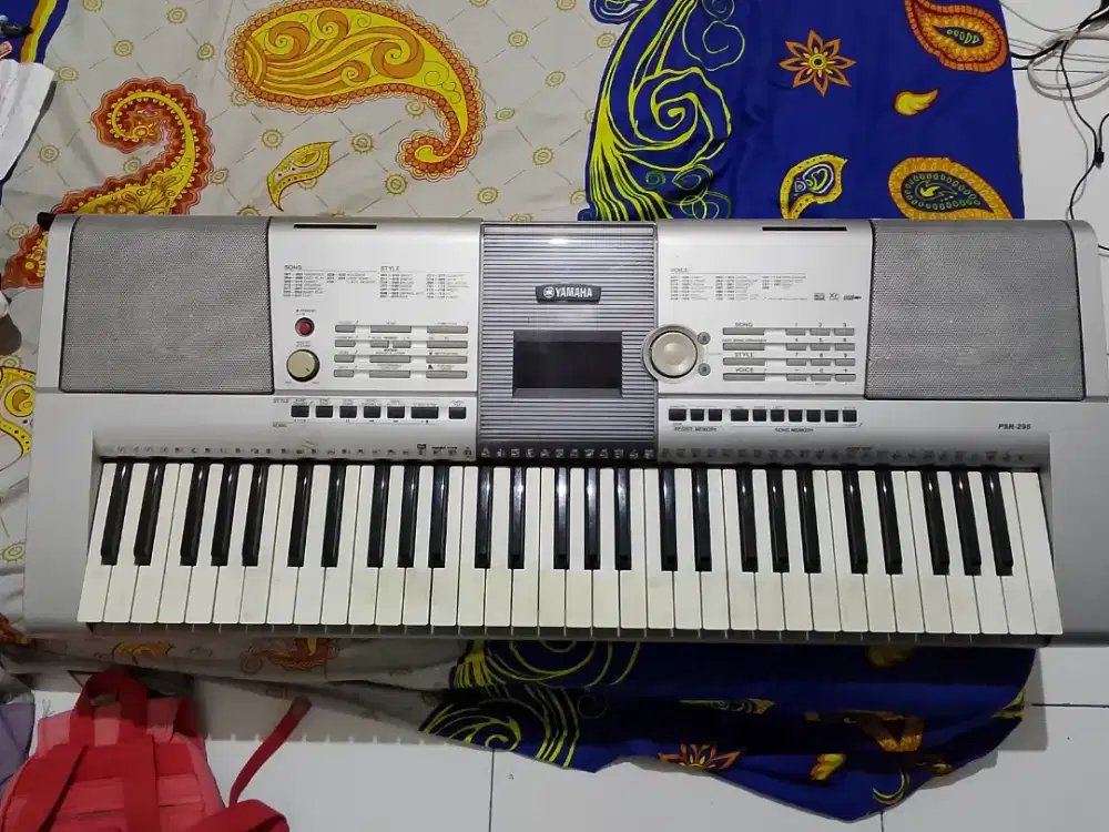 Keyboard Yamaha PSR 295