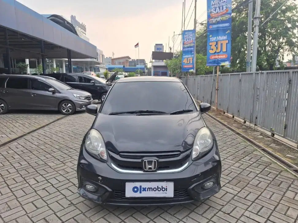 DP 1 JUTA Honda Brio Satya 1.2 E Bensin-AT 2017 Hitam CPIPB