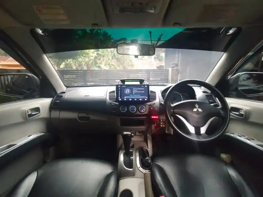 Automatic Diesel 4x4 Exceed Th. 2008 DC Mitsubishi Triton