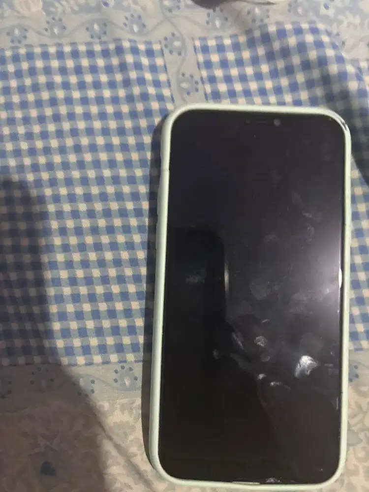 IPHONE 11 PRO BEKAS