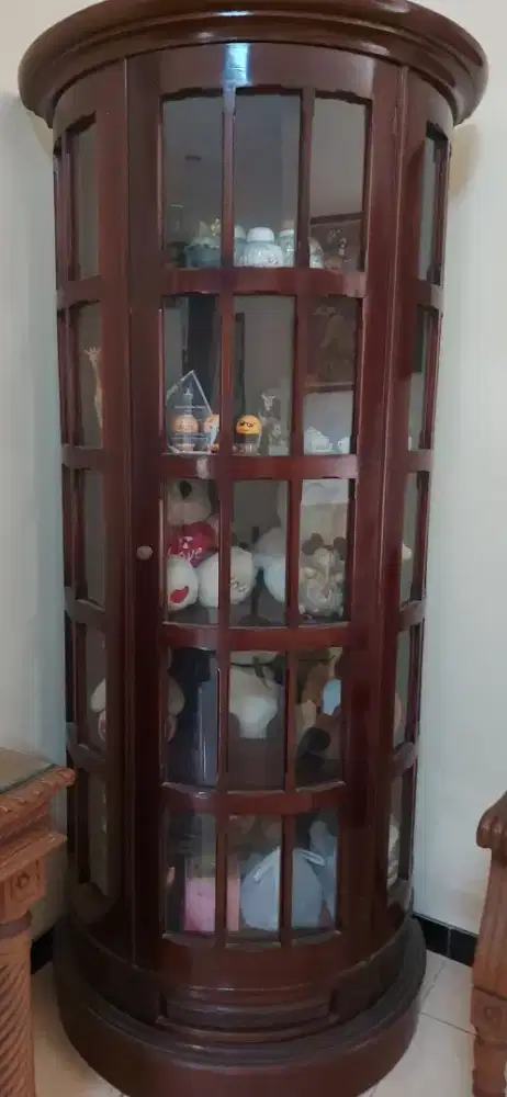 Lemari Hias Kayu Jati