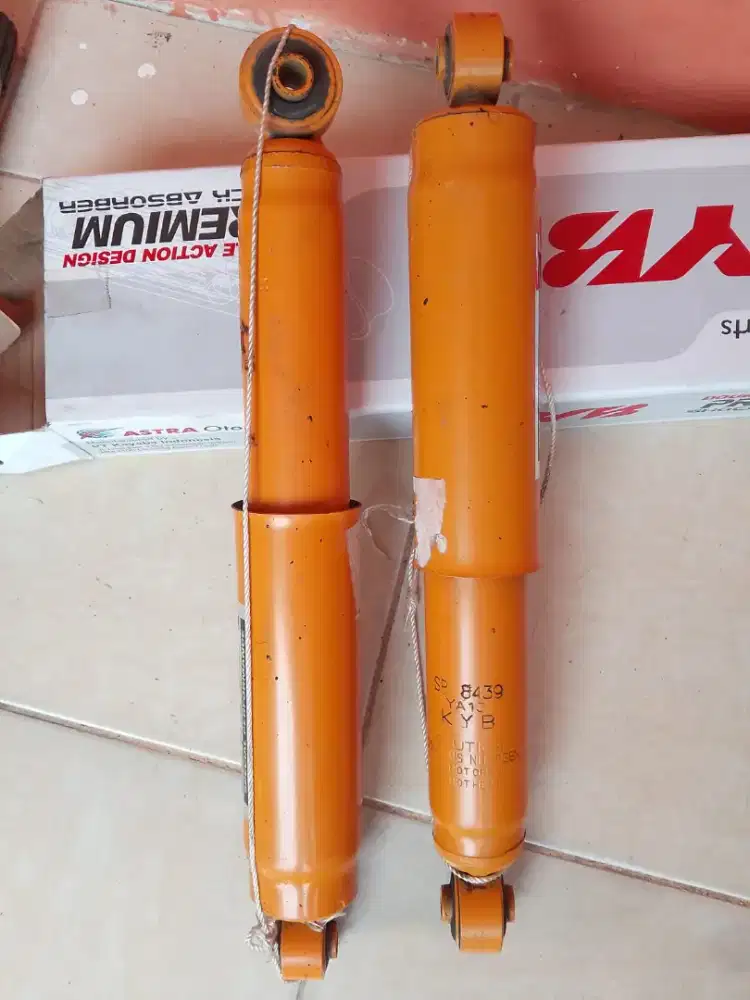 Shock Belakang Avanza Xenia All New Merk Astra KYB Ultra