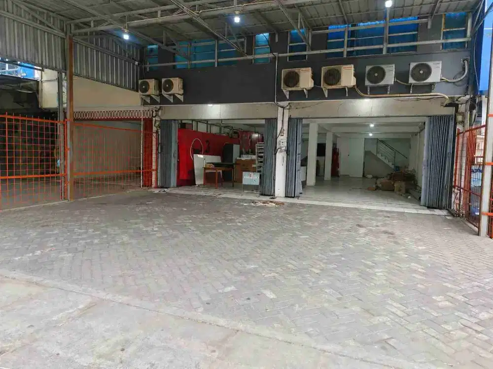 RUKO 3lt RAYA KENJERAN NOL JALAN STRATEGIS DISEWAKAN