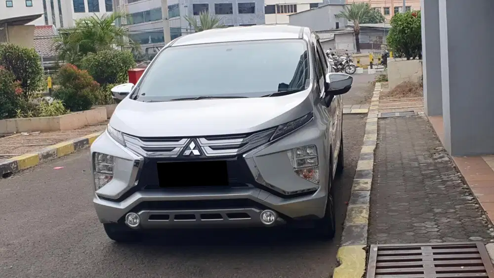 Km 42 rb mitsubishi xpander ultimate 2020 silver pajak panjang